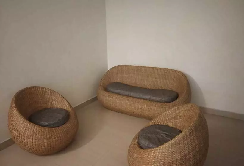 Hotelli Maxi Stay   Royapettah