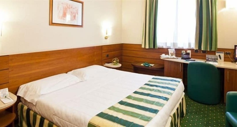 בית מלון כפרי Mirage