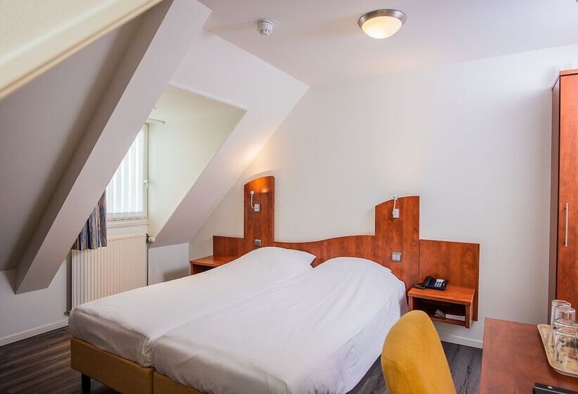 فندق Moeke Mooren