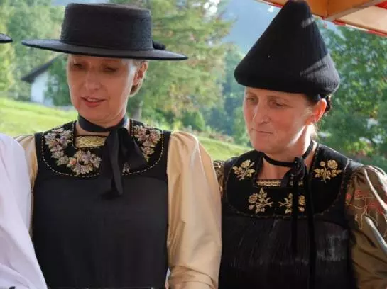 Отель Gasthof Hirschen