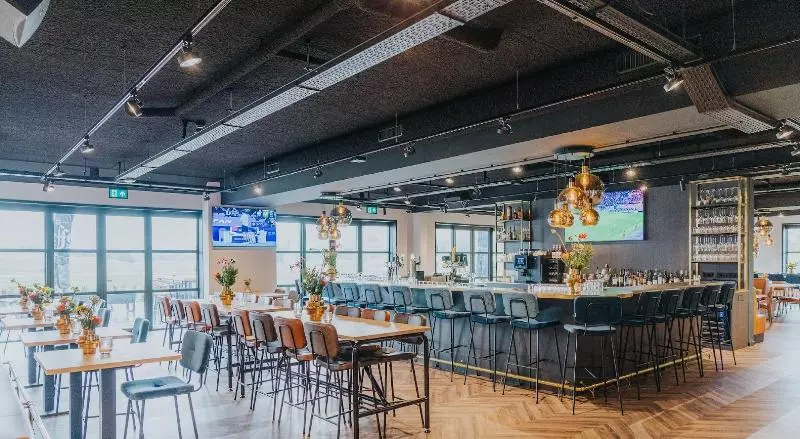 בית מלון כפרי Sportsbar & Brasserie Dorhout Mees