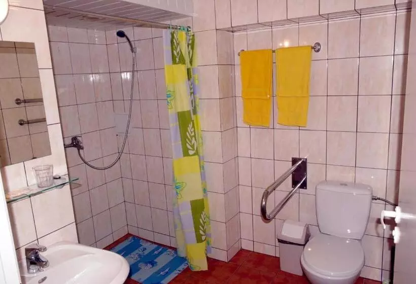 هتل Turnė Guest House