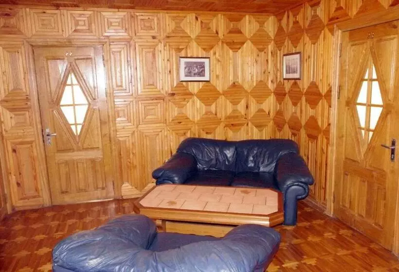 هتل Turnė Guest House