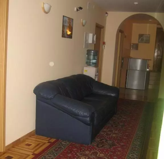 هتل Turnė Guest House
