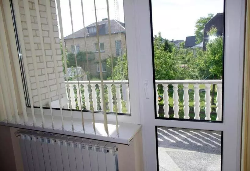 هتل Turnė Guest House