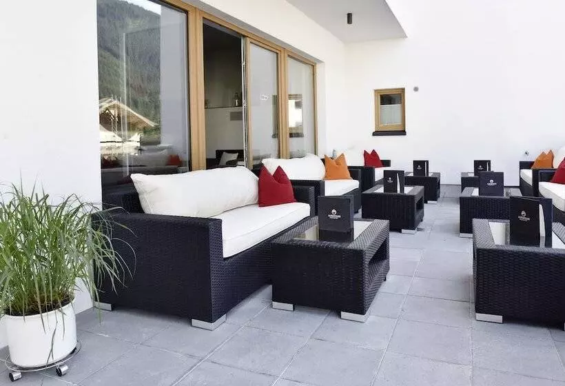 بنسيون Alpenfeuer Montafon