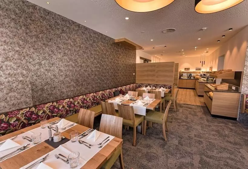 بنسيون Alpenfeuer Montafon