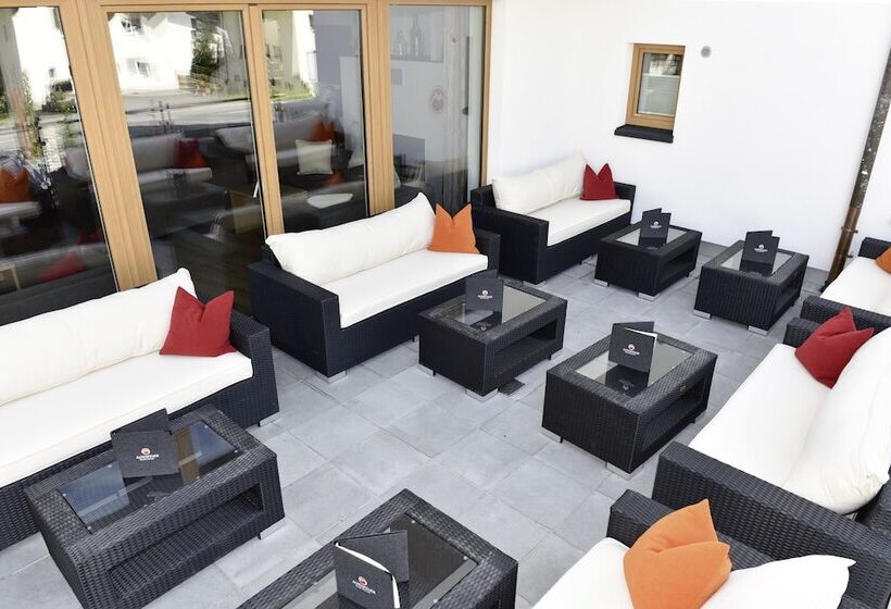 膳宿费 Alpenfeuer Montafon