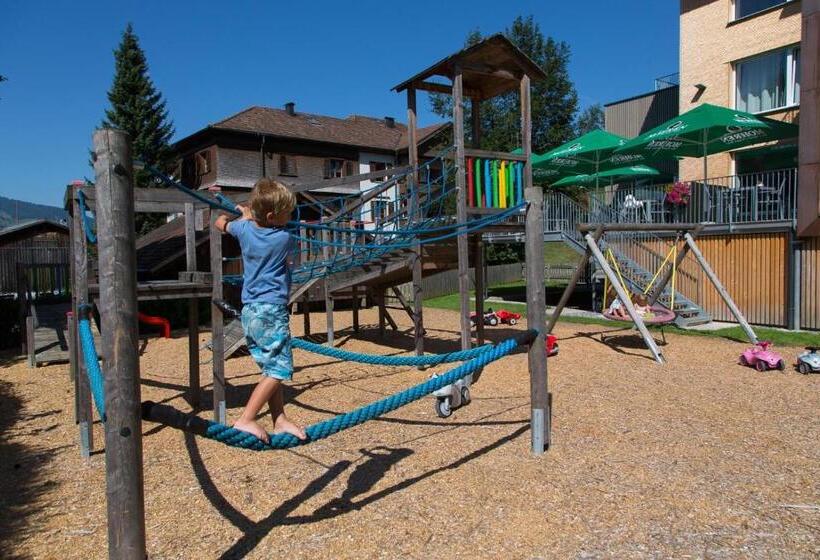 פנסיון Gasthof Adler