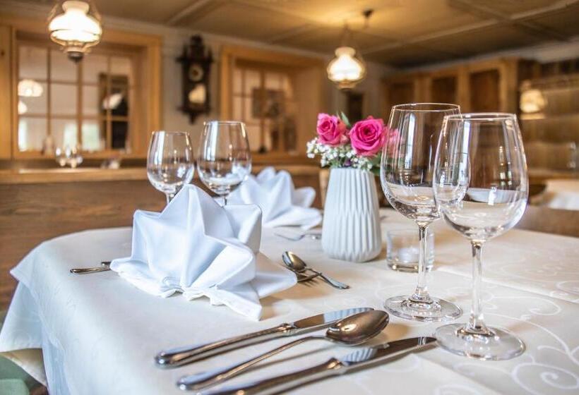 פנסיון Gasthof Adler