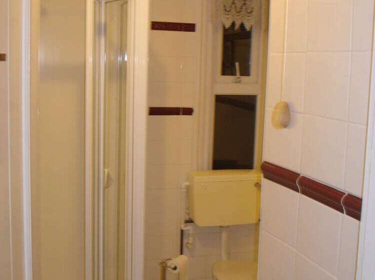 بنسيون Masslink Guest House