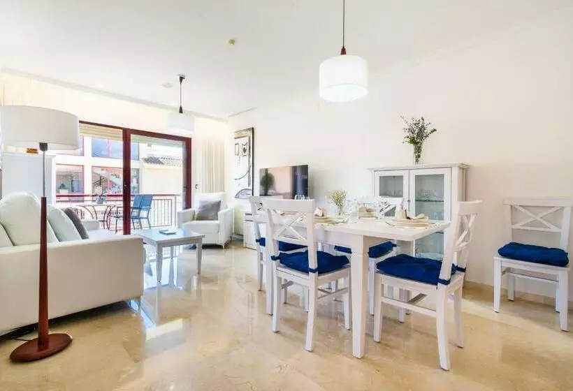 Apartamentos Albir Confort   Avenida 3 Dorm