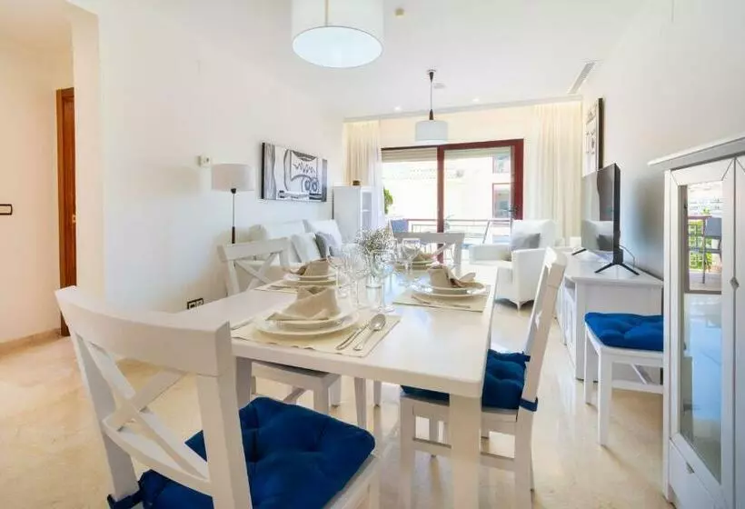 Apartamentos Albir Confort   Avenida 3 Dorm