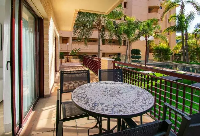Apartamentos Albir Confort   Avenida 3 Dorm