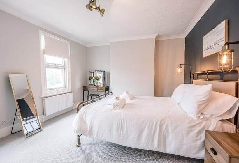 First Light Pakefield Air Manage Suffolk