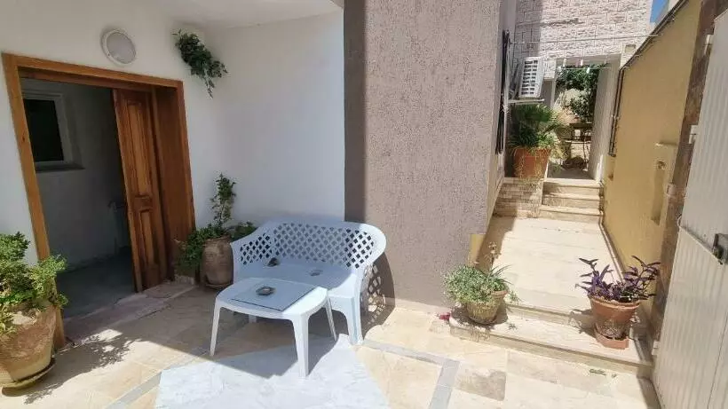 L Andalousia 10 Minutes From Airport