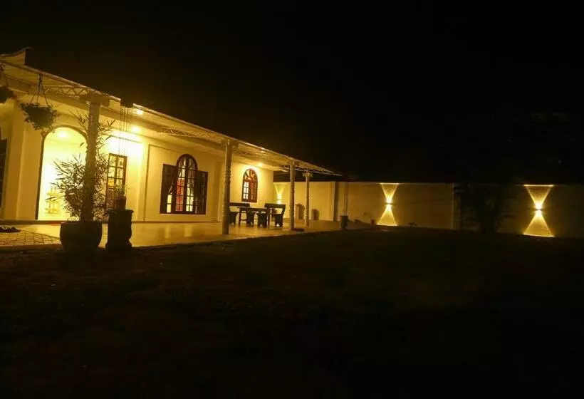 Navis Villa