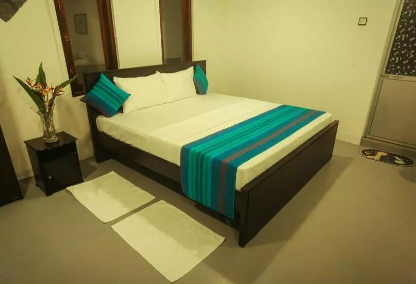 Navis Villa