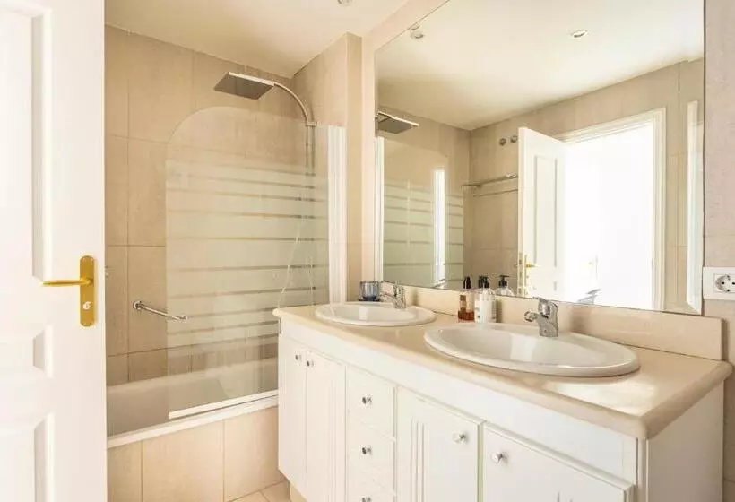 Terrazas Del Duque Sunset Apartment