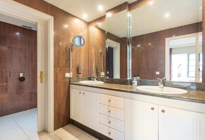 Terrazas Del Duque Sunset Apartment