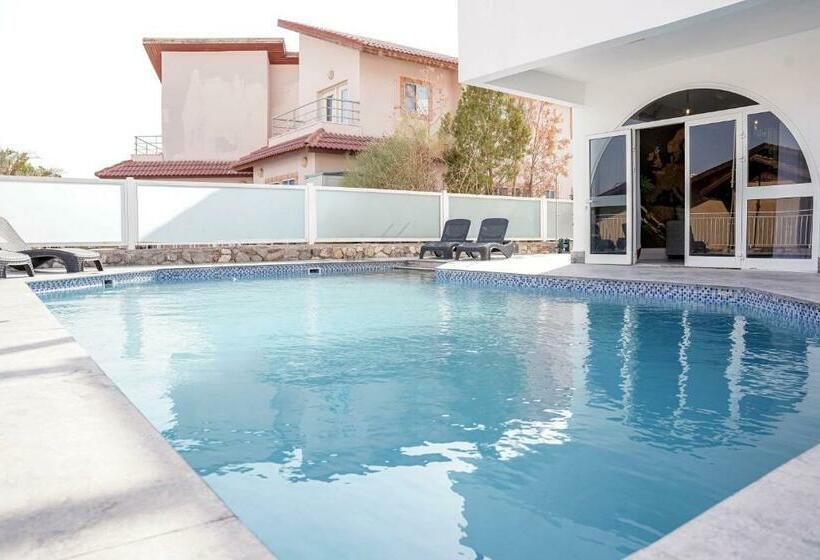 Yalarent Ivy Villa With Private Pool