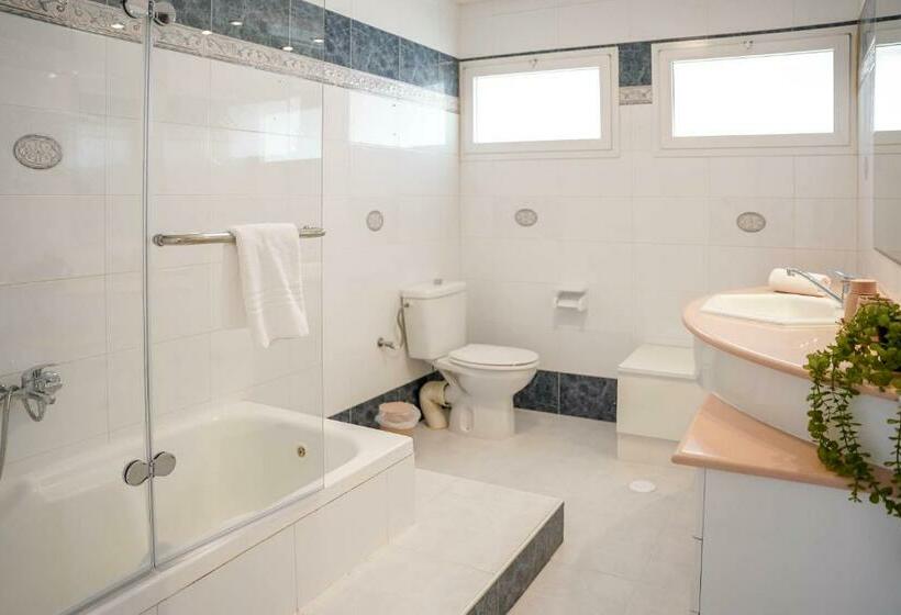 Yalarent Ivy Villa With Private Pool