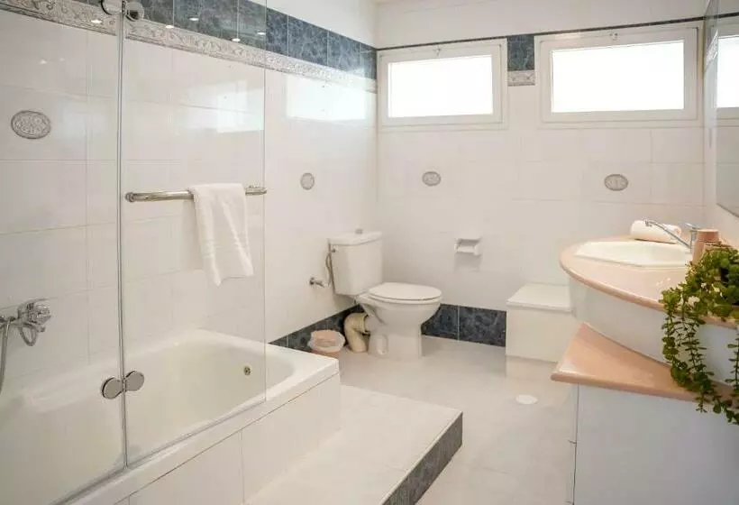 Yalarent Ivy Villa With Private Pool