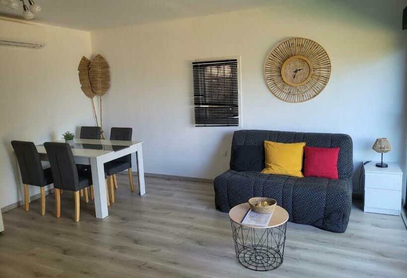 Appartement Tout équipé En Rez De Jardin Entre Gard Et Ardèche