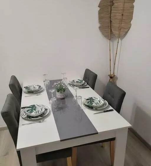 Appartement Tout équipé En Rez De Jardin Entre Gard Et Ardèche