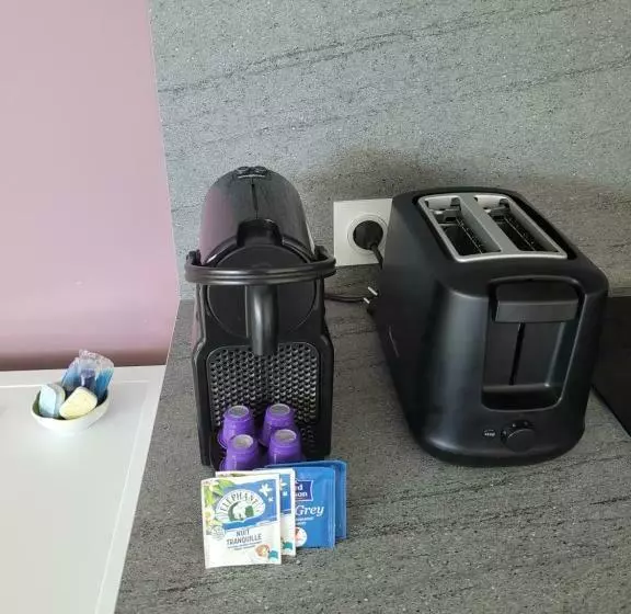 Appartement Tout équipé En Rez De Jardin Entre Gard Et Ardèche