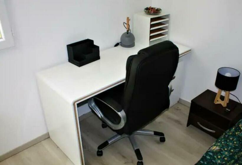 Appartement Tout équipé En Rez De Jardin Entre Gard Et Ardèche