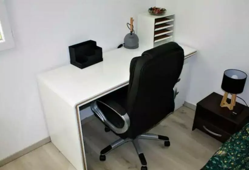 Appartement Tout équipé En Rez De Jardin Entre Gard Et Ardèche