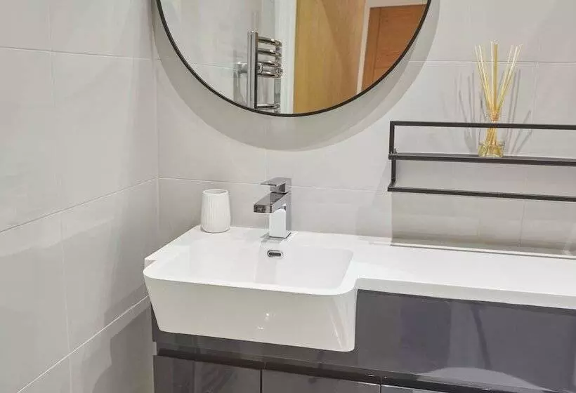 Host & Stay   North Quay Apartments