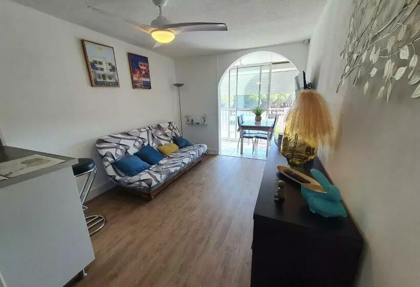 Studio Cabine Mer Et Pinède 26m2: 4pers, Neuf, Cosy