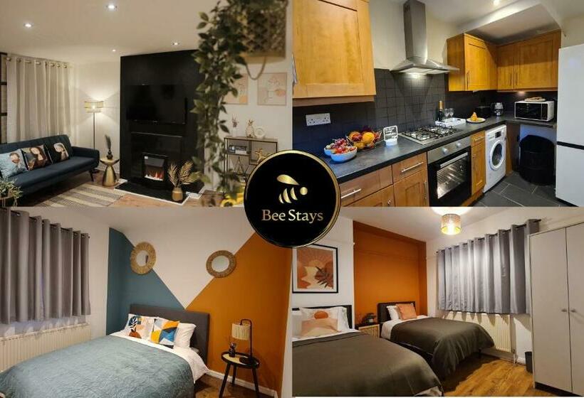 Bee Stays   Byron House