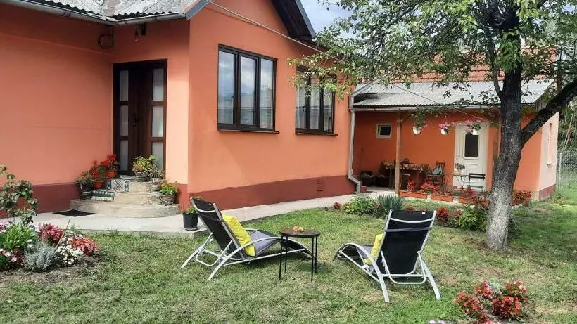 Casa Lu  Momo
