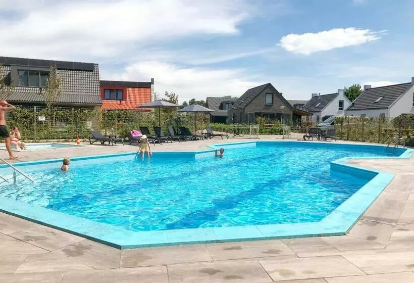 Chalet 516 Op Recreatiepark De Wielen