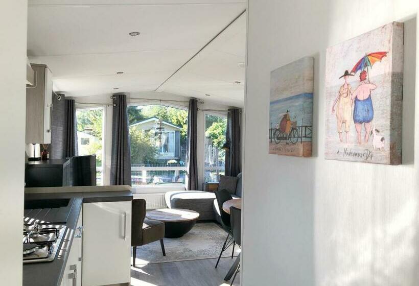 Chalet 516 Op Recreatiepark De Wielen