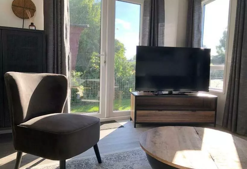 Chalet 516 Op Recreatiepark De Wielen