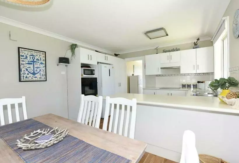 Freshwater   Belle Escapes Jervis Bay