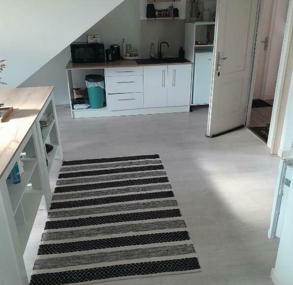 Logement Convivial, Charmant Et Spacieux