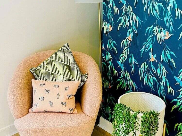 The Paragon Penthouse   Stunning Views Over Bath!