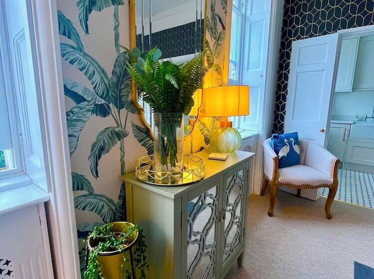 The Paragon Penthouse   Stunning Views Over Bath!