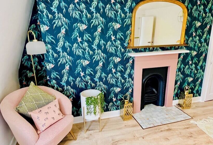 The Paragon Penthouse   Stunning Views Over Bath!