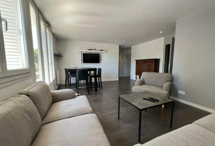 The Republican Soft Touch #dp