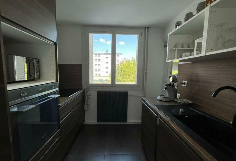 The Republican Soft Touch #dp