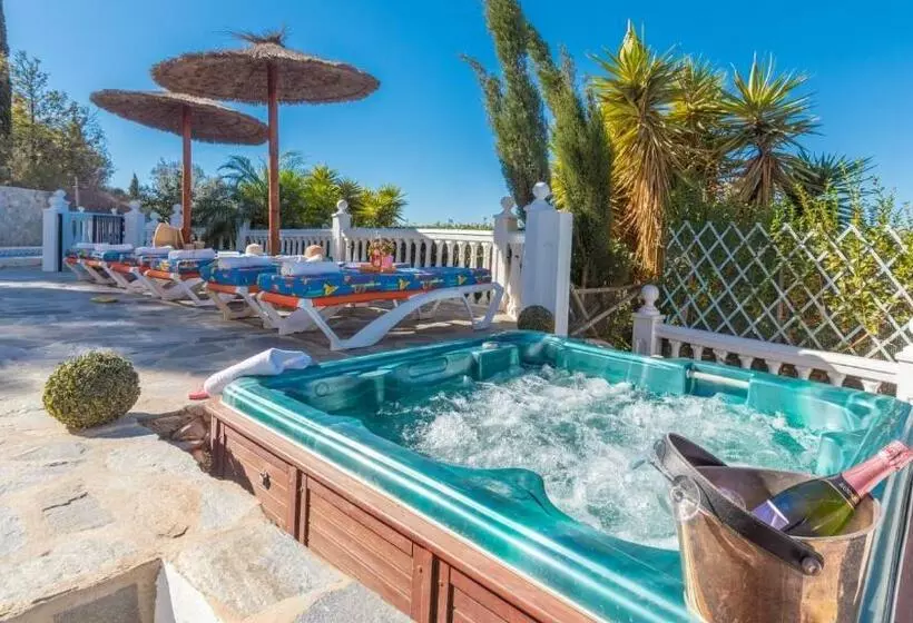 Villa El Arco Iris De La Montana Sayalonga By Ruralidays