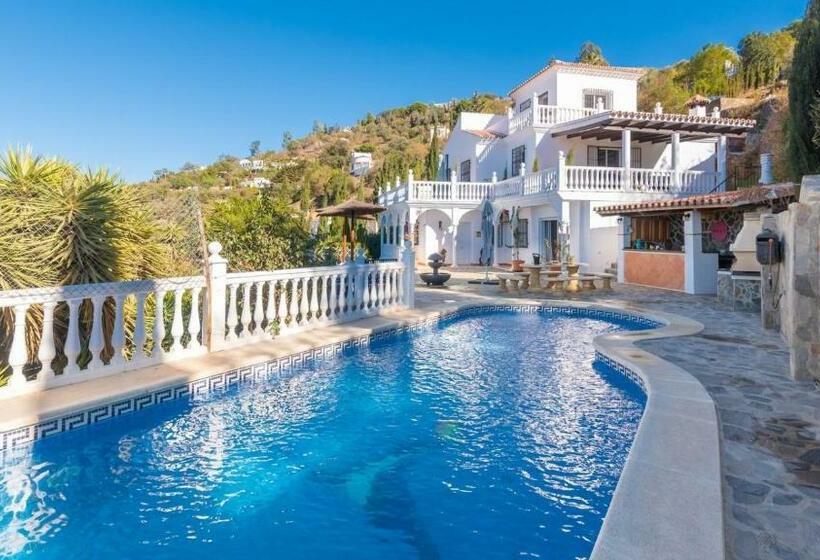 Villa El Arco Iris De La Montana Sayalonga By Ruralidays