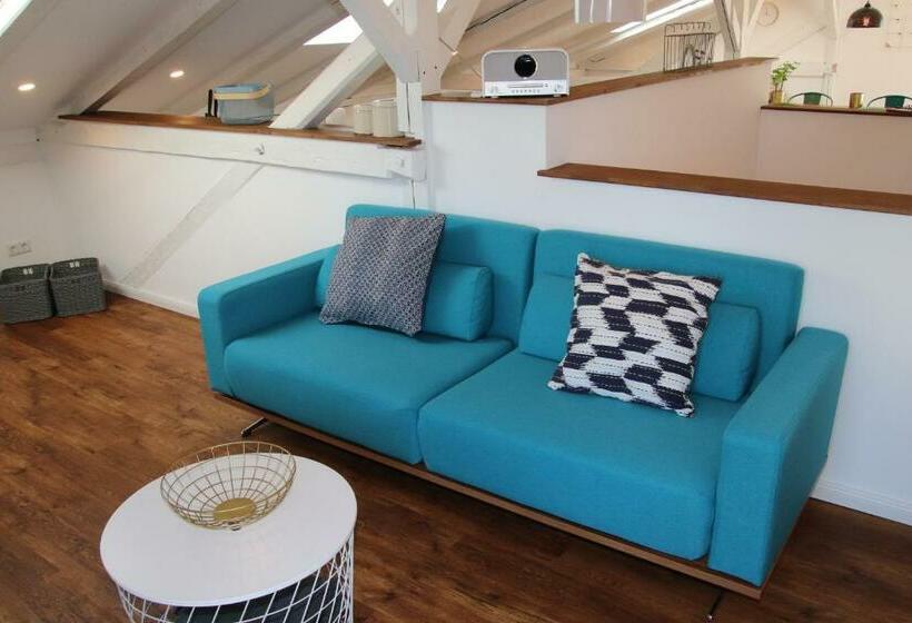 Altes Bahnhofsvorsteherhaus Oben