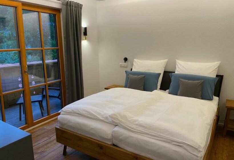 Bergelemente   Bergahorn